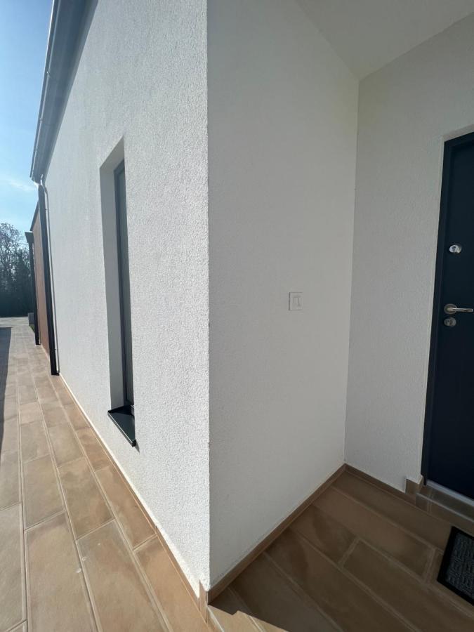 Modern Home Ula Brtonigla Zewnętrze zdjęcie